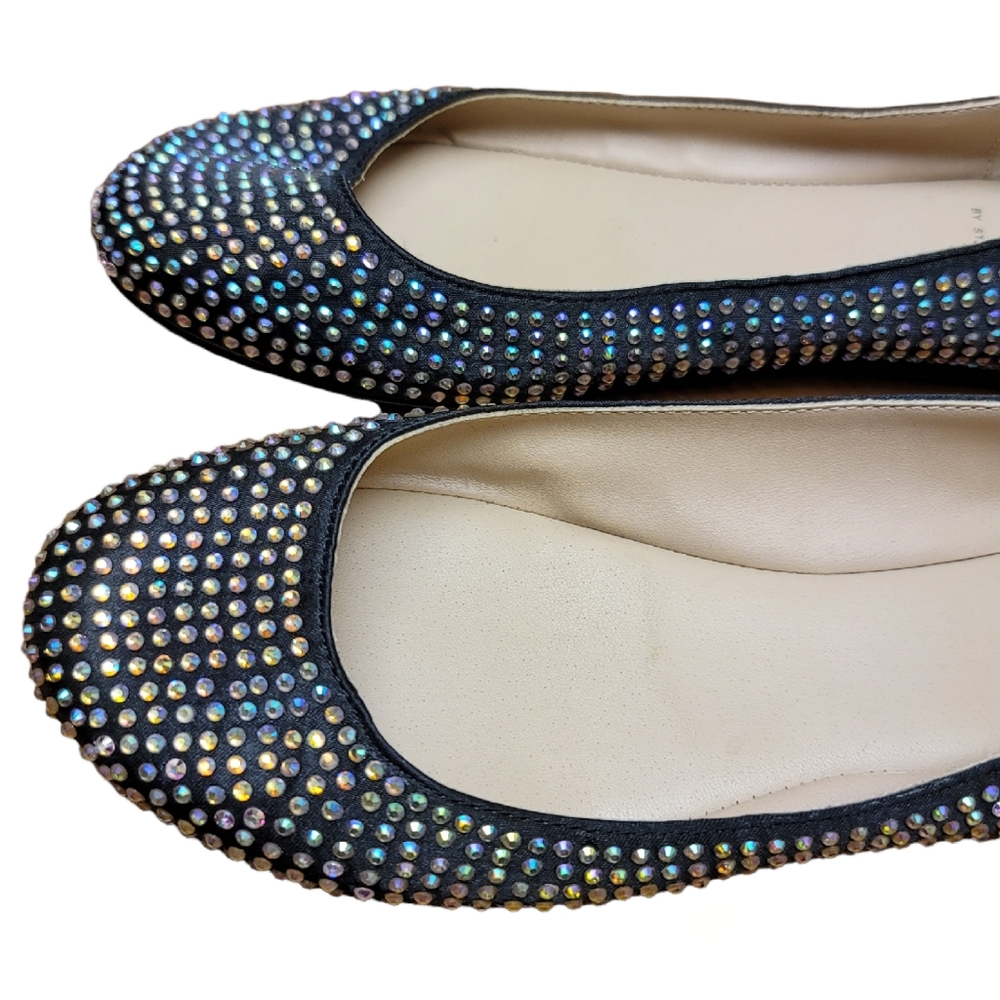 Shoes - Picture 7 of 12